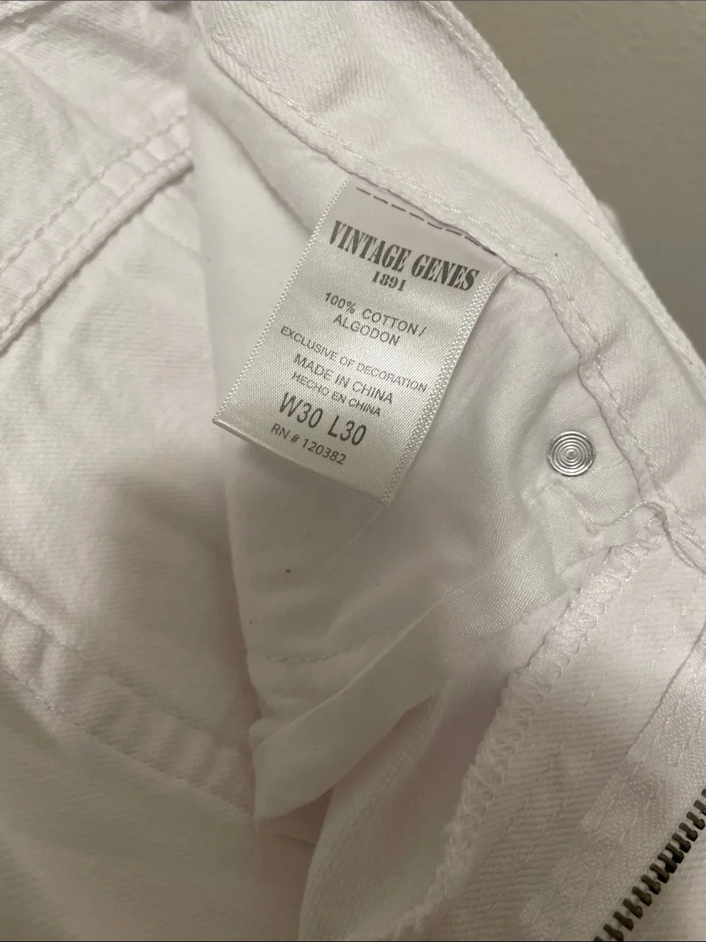 Vintage Genes clean white